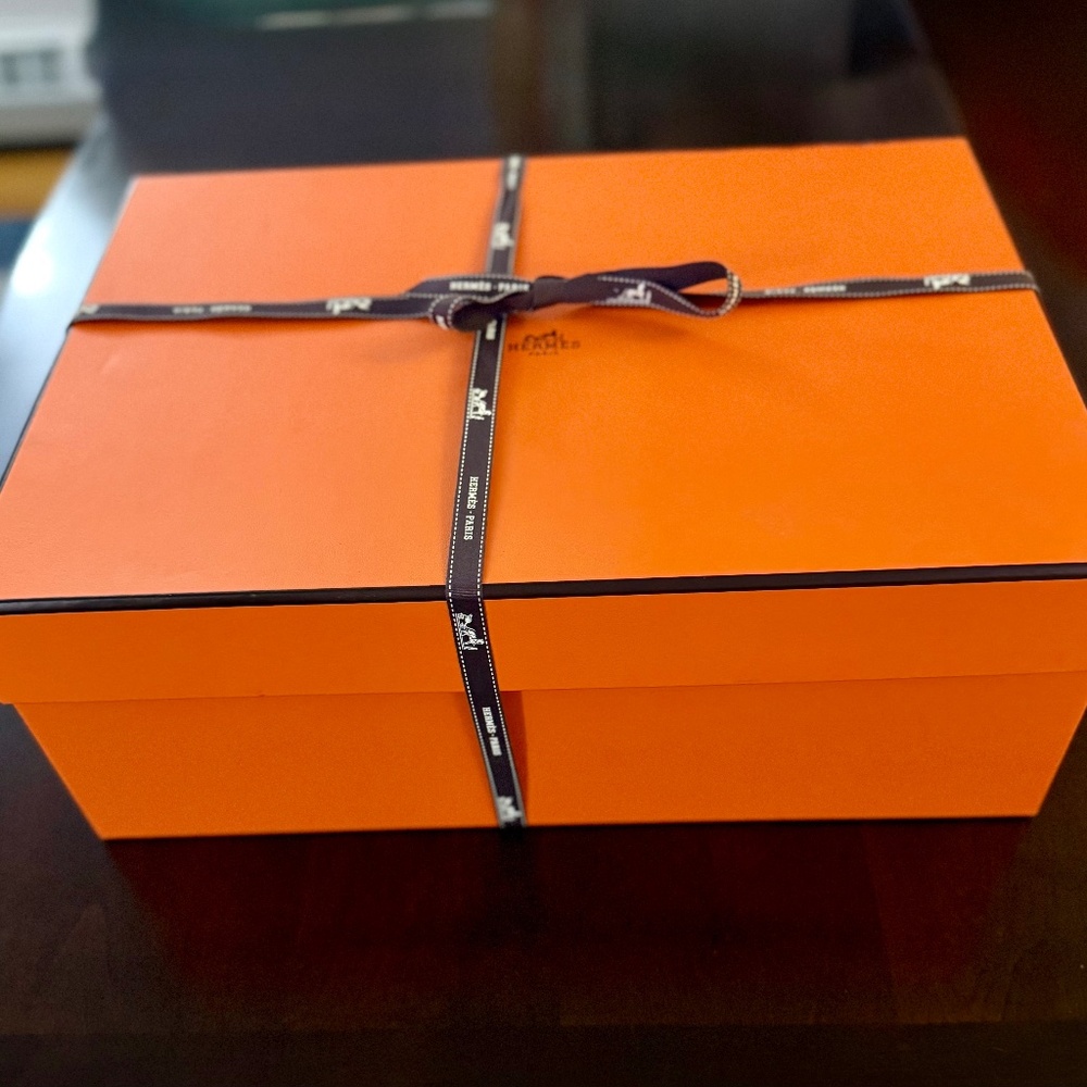 Empty Hermes Orange Box with 2 shoe dustbags + original brown ribbon (not 2025)